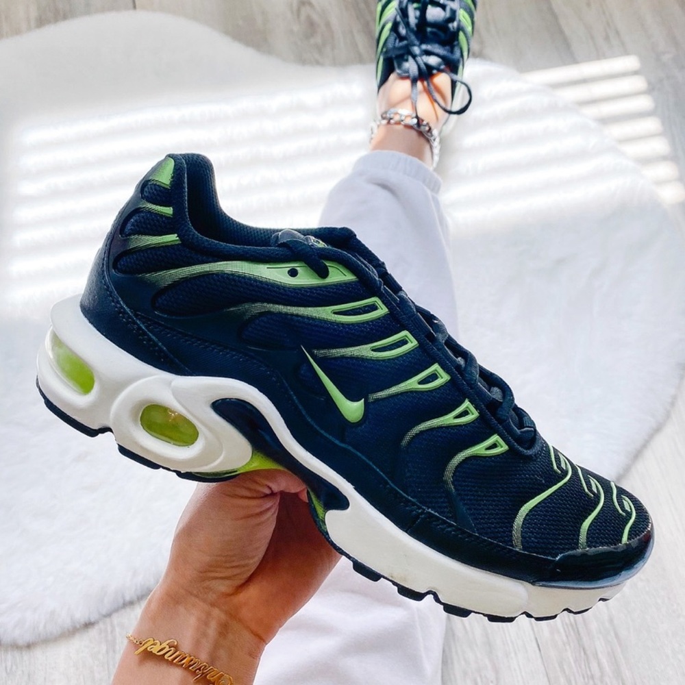 Nike air max plus sneakers
